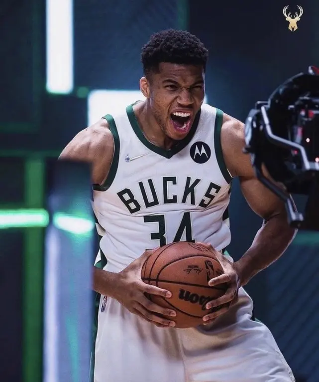 爱游戏-包含雄鹿新秀表现惊艳，全场观众掌声不断，大家发表合作更新电影.的词条