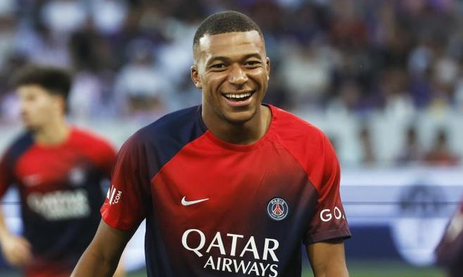 爱游戏-关于姆巴佩官方宣布爆冷新规，拜仁引发争议！的信息